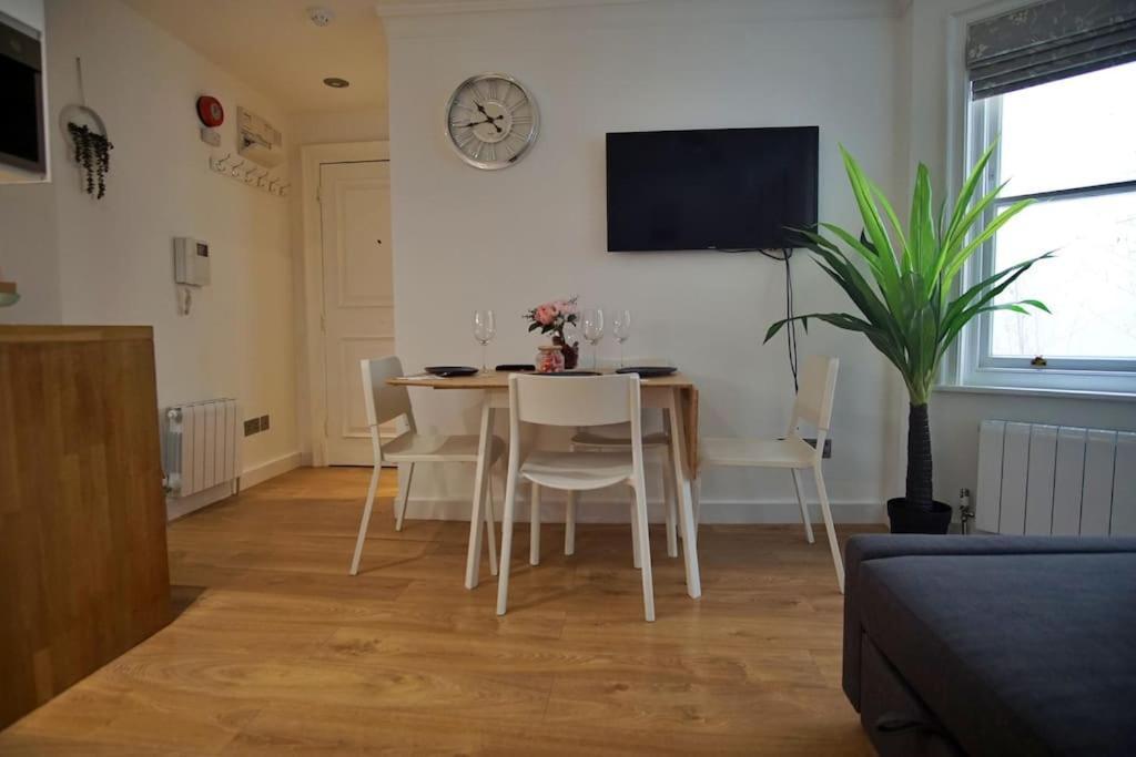 Notting Hill - Portobello Road Lux Home F7 Londen Buitenkant foto